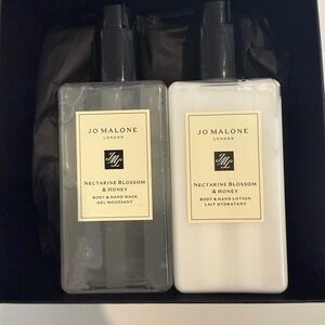 Jo Malone Nectarine Blossom & Honey Duo - Body & Handwash & Lotion Set